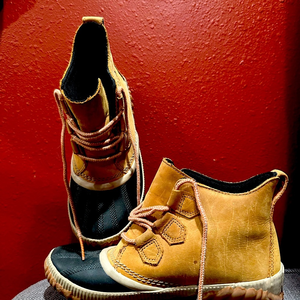 Rain weather duck boot